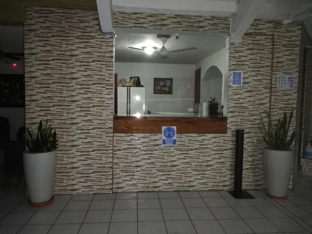 Hotel Malinche Quepos Kültér fotó