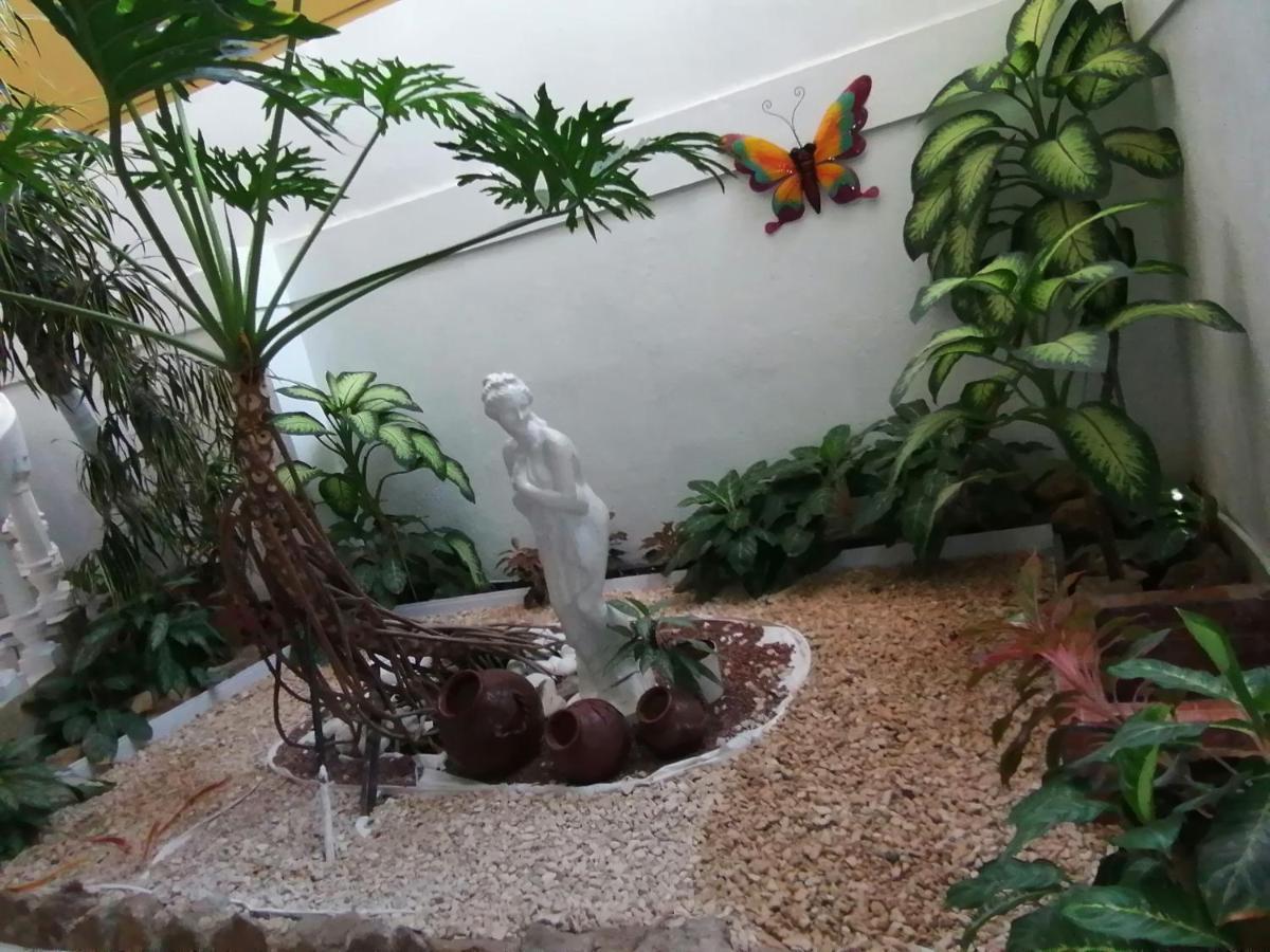 Hotel Malinche Quepos Kültér fotó