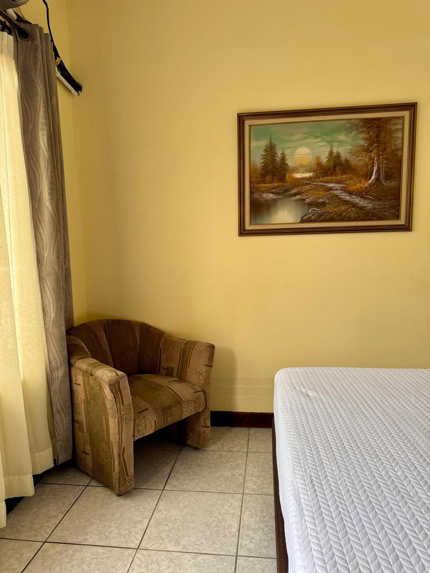 Hotel Malinche Quepos Kültér fotó